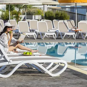 https://christabelle-hotel-apts.hotelsatayianapa.com
